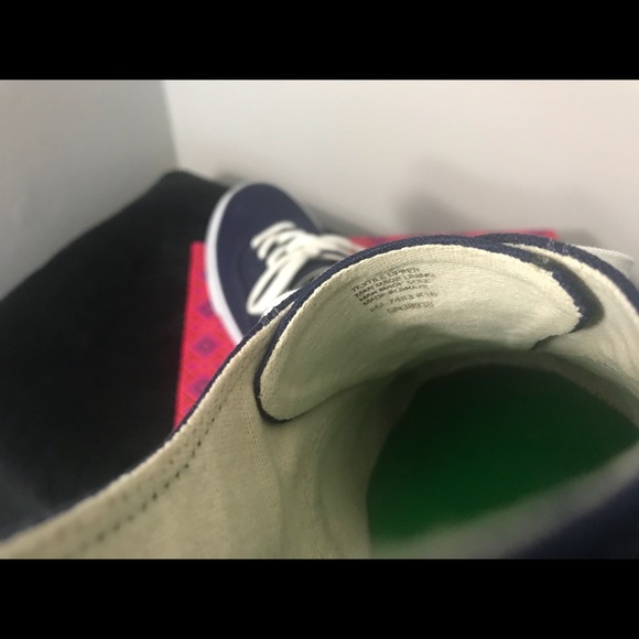 💕💕🎉Host Pick🎉 Tory Burch Sneakers - Picture 4 of 8